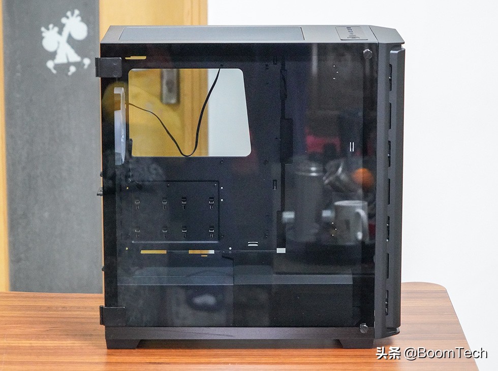 颜控玩家新选择安钛克NX1000机箱体验