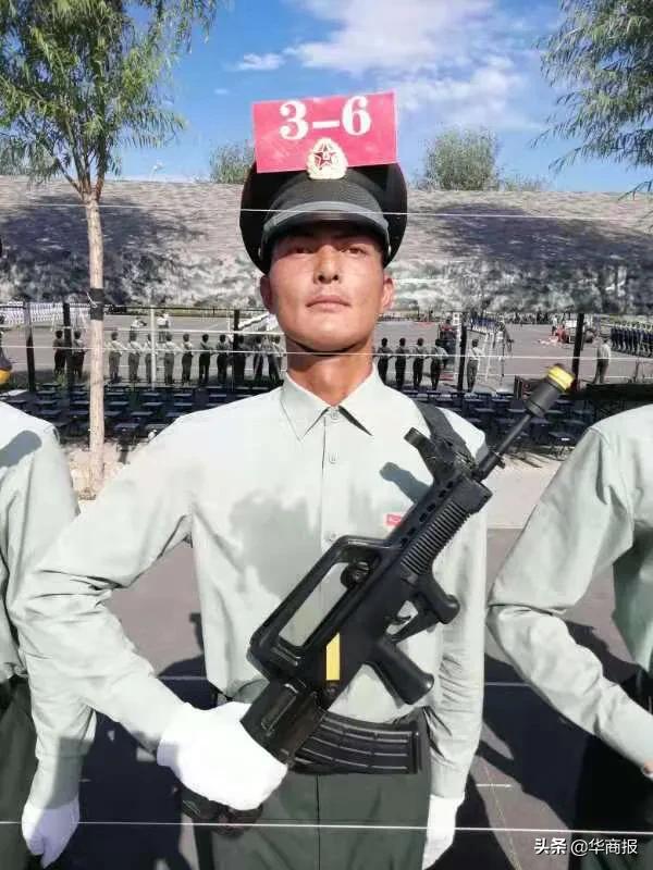 联勤保障部队首次亮相阅兵,检阅联勤保障部队