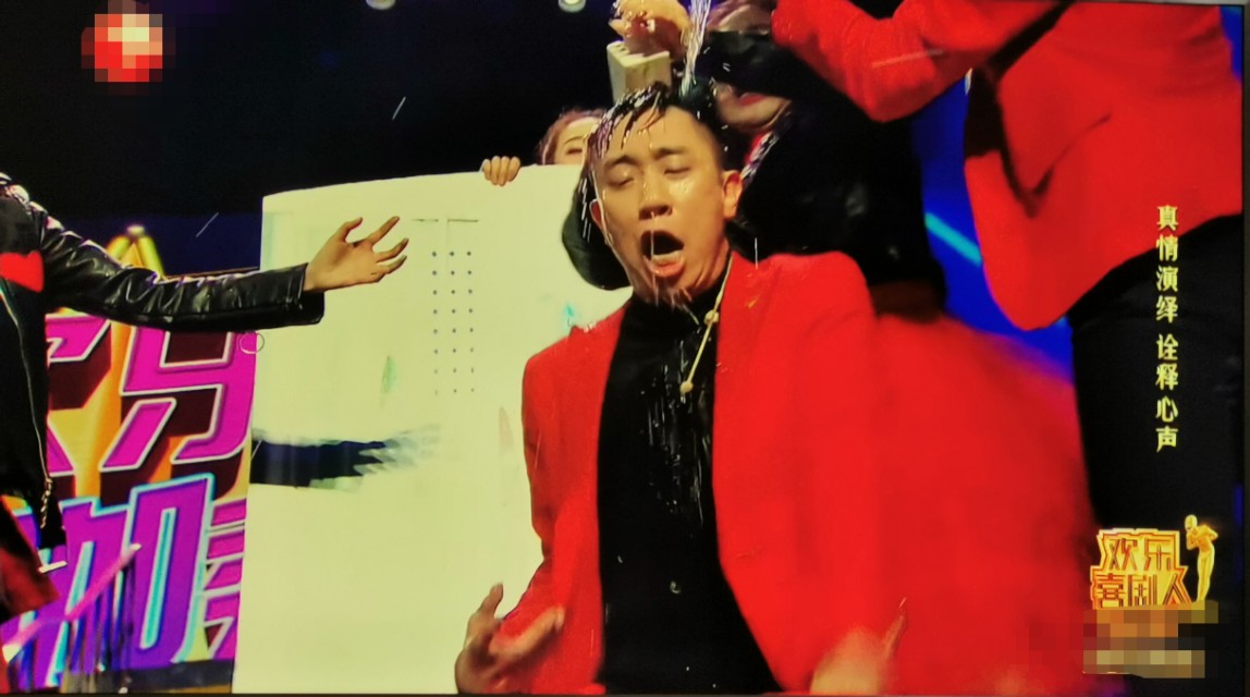 白凯南的“沦陷”—不来比赛卖情怀，掌声岂能刷存在？