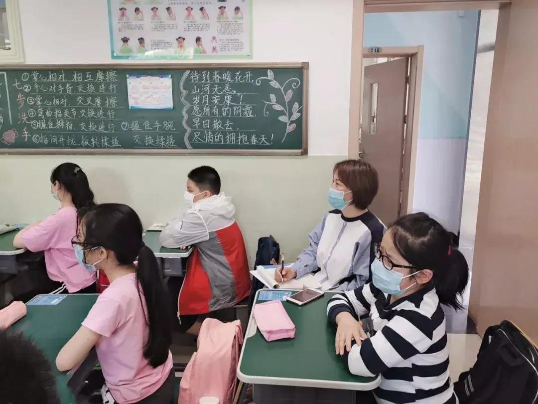 劝业场小学实际教学,劝业场小学视频