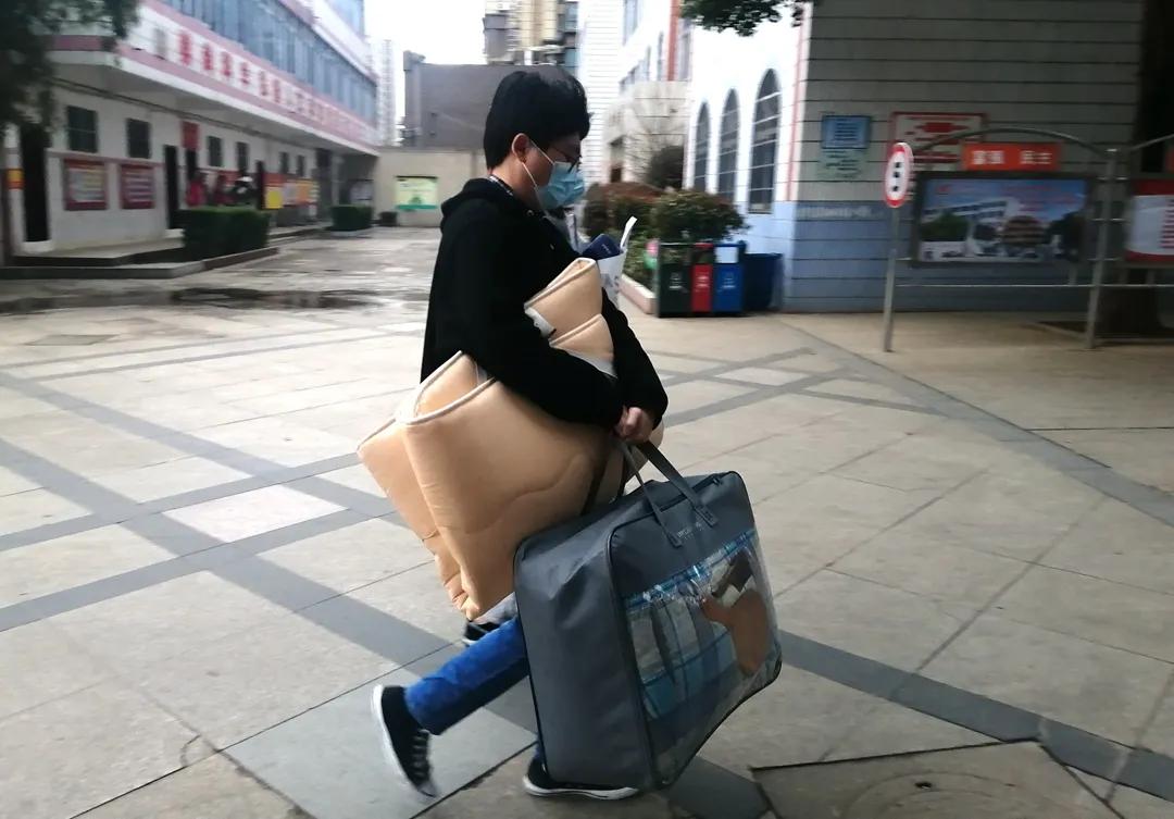 南昌现代外国语学校宣传视频,南昌现代外国语象湖学校开学典礼