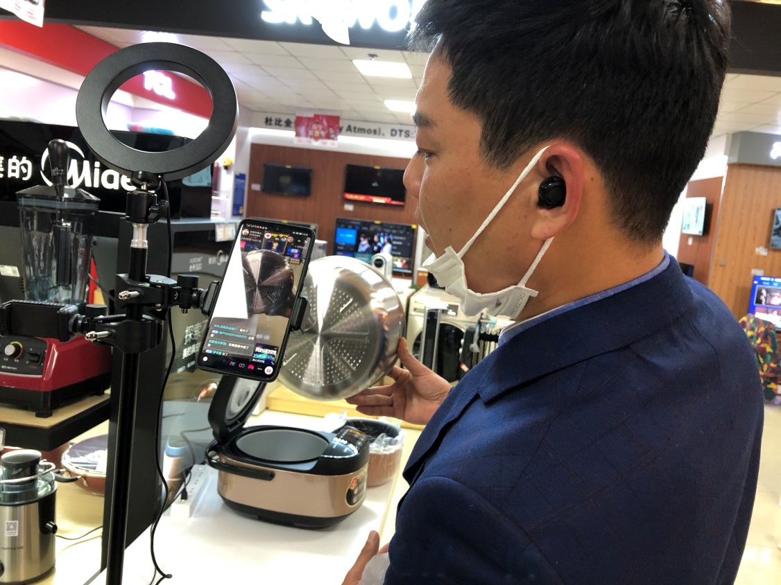 闭店一个多月,闭店一个月没有盈利