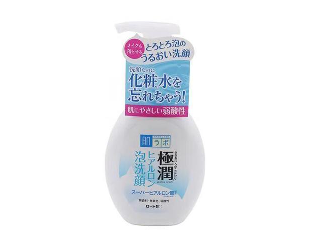 洗面奶哪家强？4款人气洁面乳大比拼！还你一个水润干净的肌肤！
