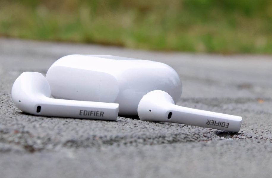 蓝牙耳机jeetone和漫步者耳机,jeetairplus和漫步者lollipods