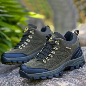 爬山好物必备神器,爬山的必备物品有哪些