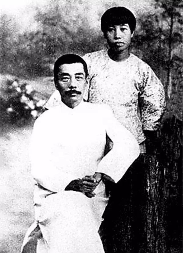 周家兄弟本一门同气，后期却走向决裂，许广平对二人关系如何评价