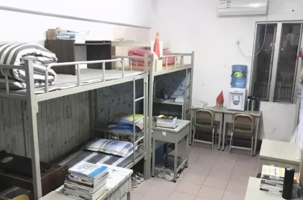 广东科贸工作学院住宿费,广东科贸工作学院宿舍功率用多大