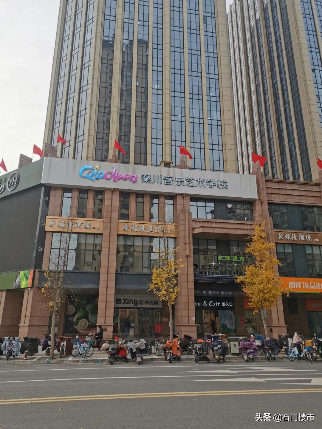 近30天逾350人看房！洋味足却有bug！中介说：采光不太好