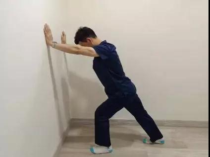 脚疼脚麻一招解决,脚疼得要死怎么办