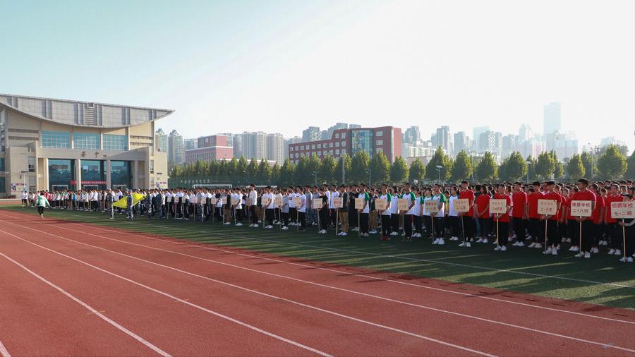 郑州九中海军航空实验班分数线,河南海军青少年航空学校