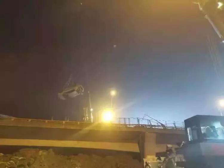 无锡高架侧翻3死2伤是谁负责,无锡高架桥侧翻事故导致3死2伤