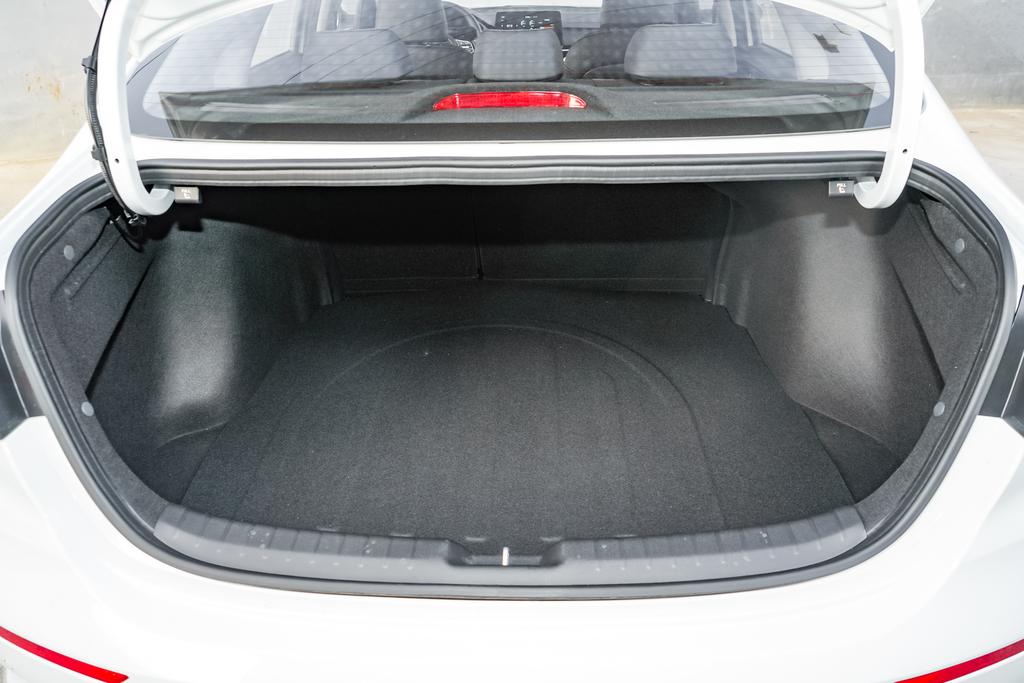 连云港锦泰起亚4s店,连云港市起亚k3豪华版