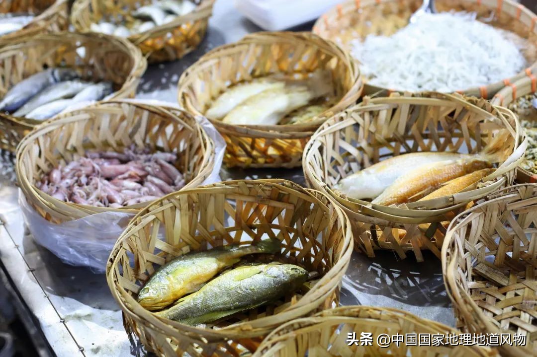 广东潮州为什么叫中国瓷都,广东潮州菜好吃吗