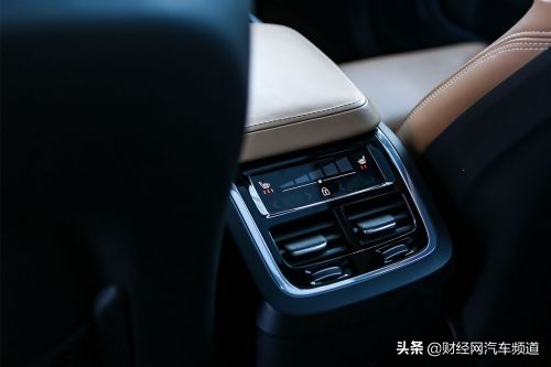 沃尔沃xc602022款t8试驾视频,加长沃尔沃xc602022款t8试驾
