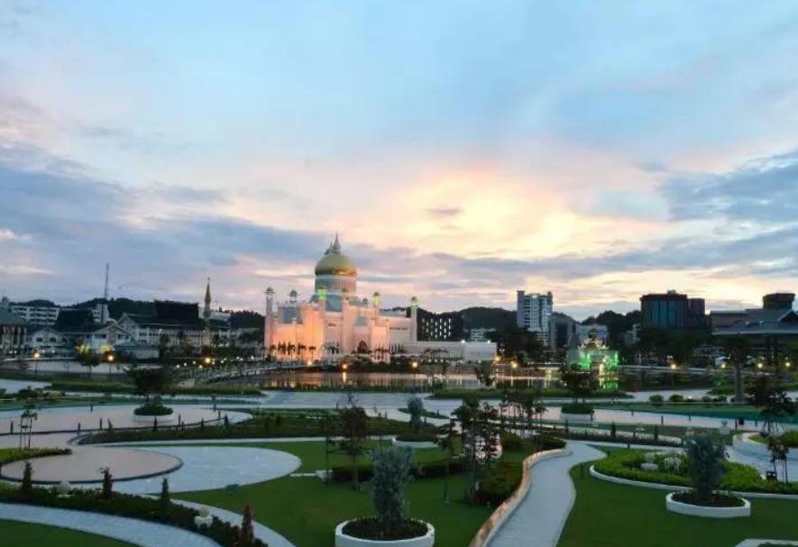 文莱：富得流油的东南亚小国，不需要交税，人均GDP达到32402美元