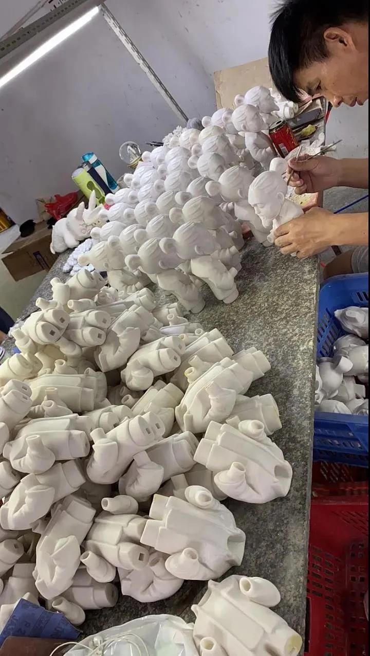 IN吹S汀|“中国制造”下，潮玩界又一新星惨遭黑手