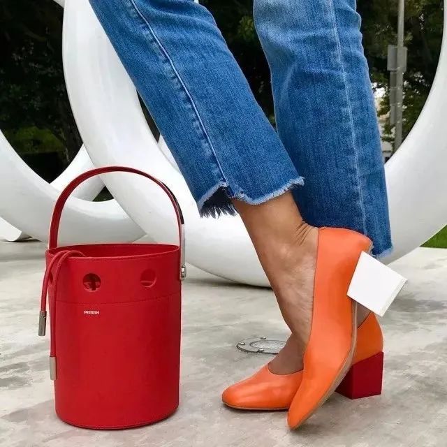 十大入门级轻奢女包千元下,女士小众轻奢品牌包推荐