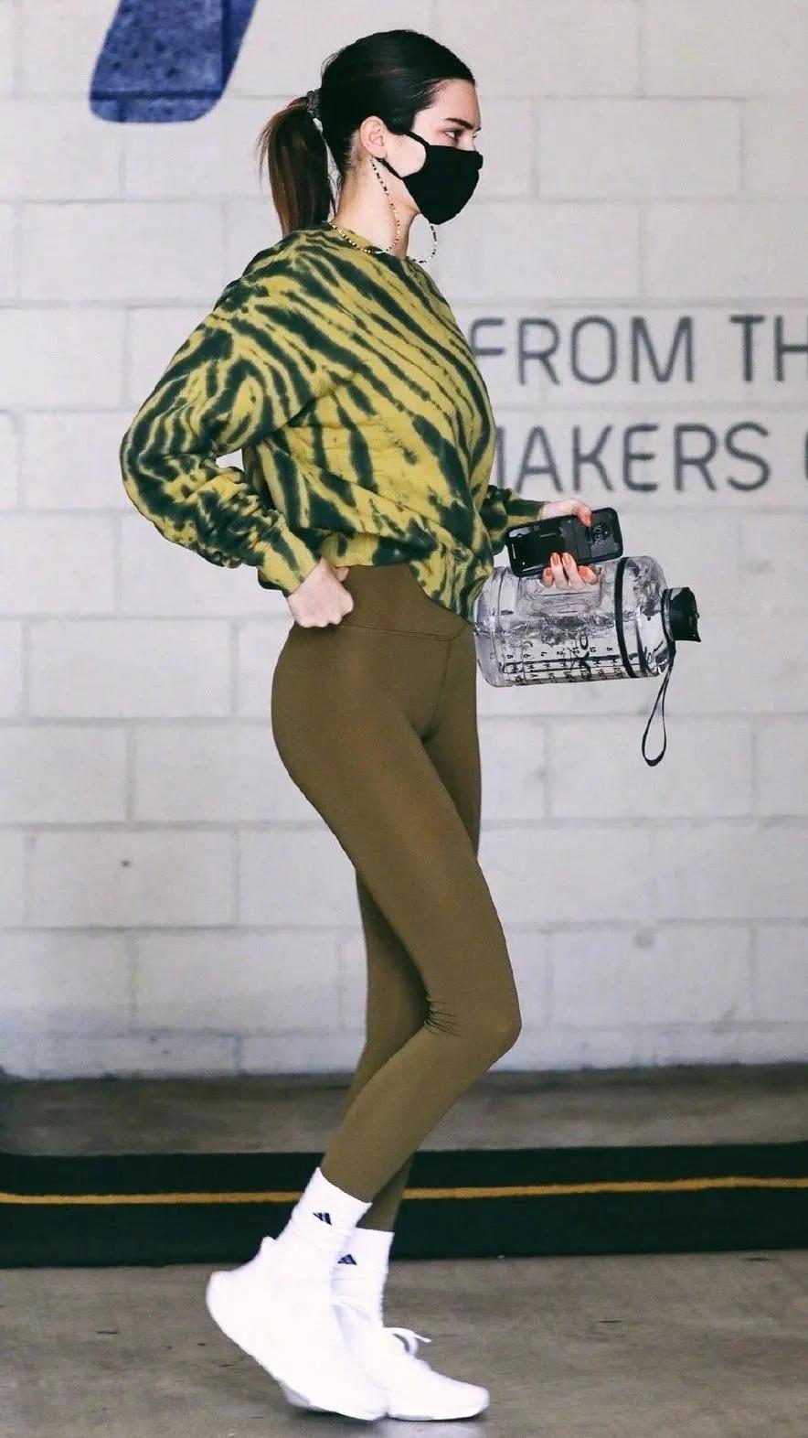 瑜伽网球服穿搭,瑜伽运动服款式