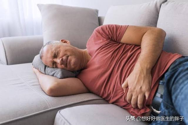老人骨折卧床便秘怎么办,老年人骨折后老是恶心呕吐