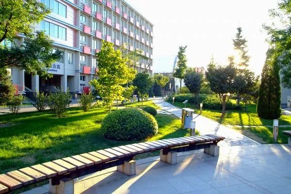 北京八十中初中怎么样,在北京读书是什么体验