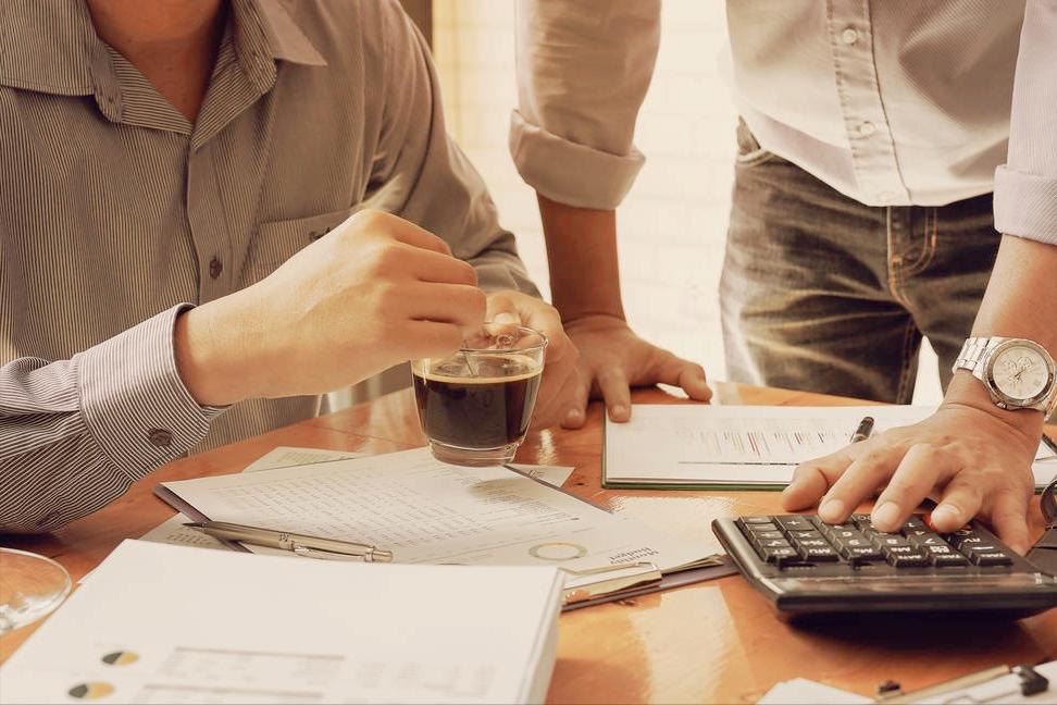 董秘和财务总监哪个职位高,成为财务总监职位过程