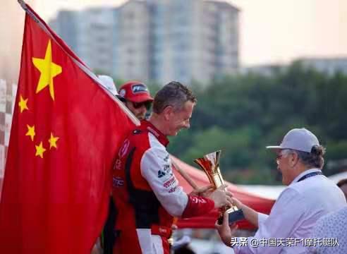 F1绿色使者——“泓燕环保亲友团”厦门在行动
