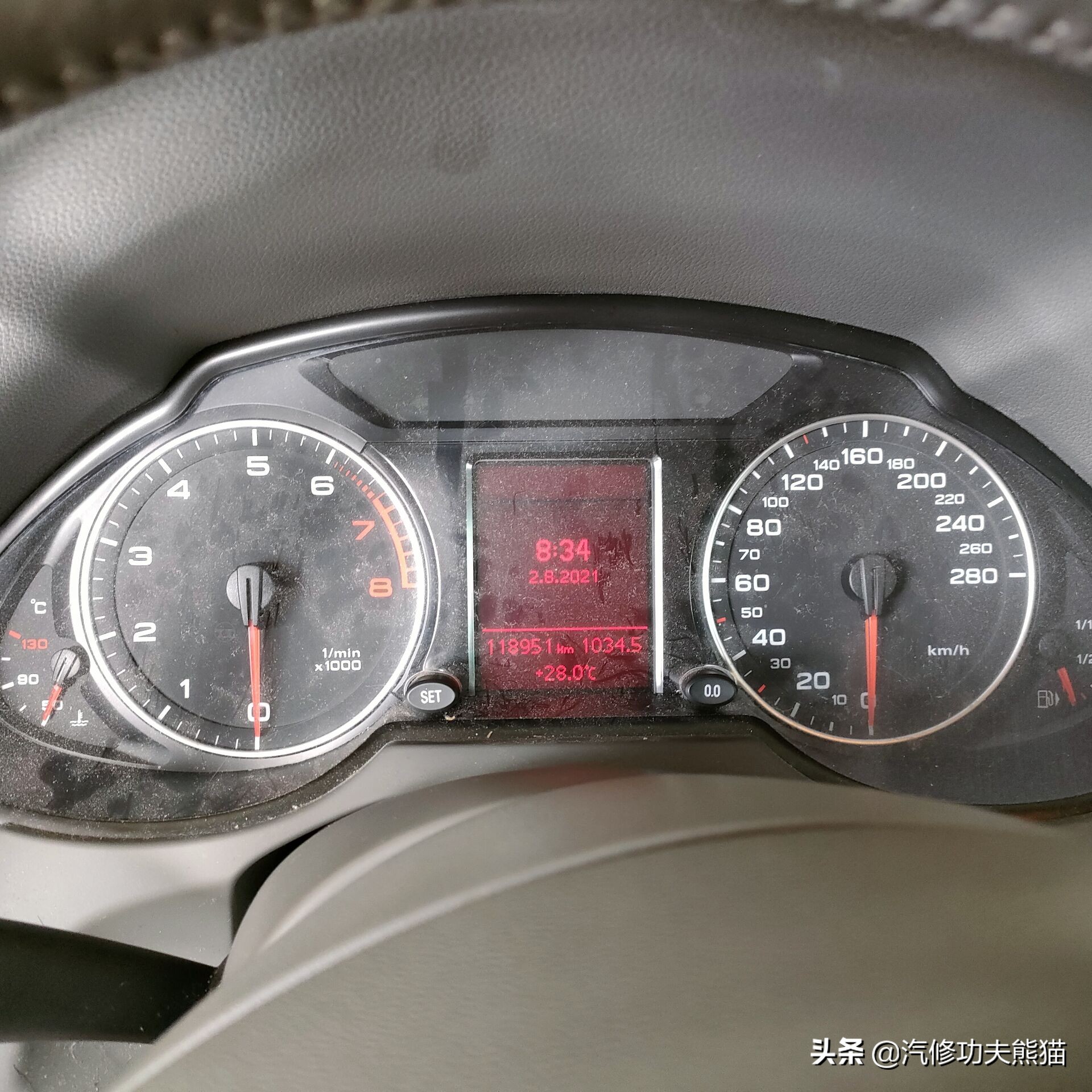 奥迪q5烧机油值不值得买,2015款奥迪q5舒适型烧机油