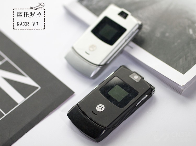 motorazr四代,motorazr2019翻盖折叠屏