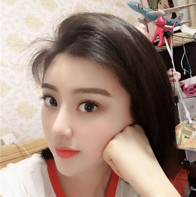 额头长粉刺闭口的正确消除方法,怎么用闭口针去闭口粉刺