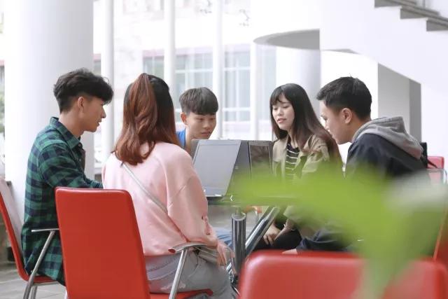 就业率超95和90,就业率95以上的学校