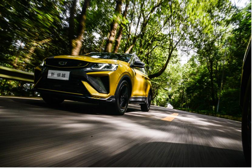 吉利缤越国产小钢炮贴车模,国产小钢炮吉利缤越pro