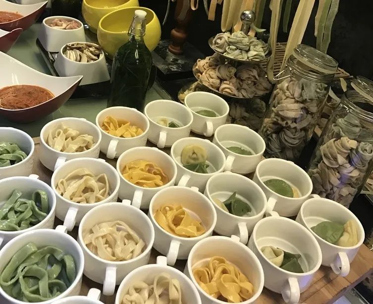 138元团购美食套餐10个菜,138元豪华套餐8款美食