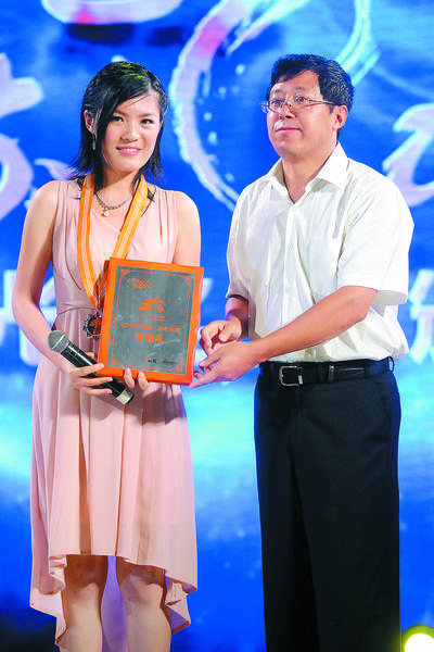 侯逸凡：阳光，代表着唯一、温暖与希望，代表着无限的快乐