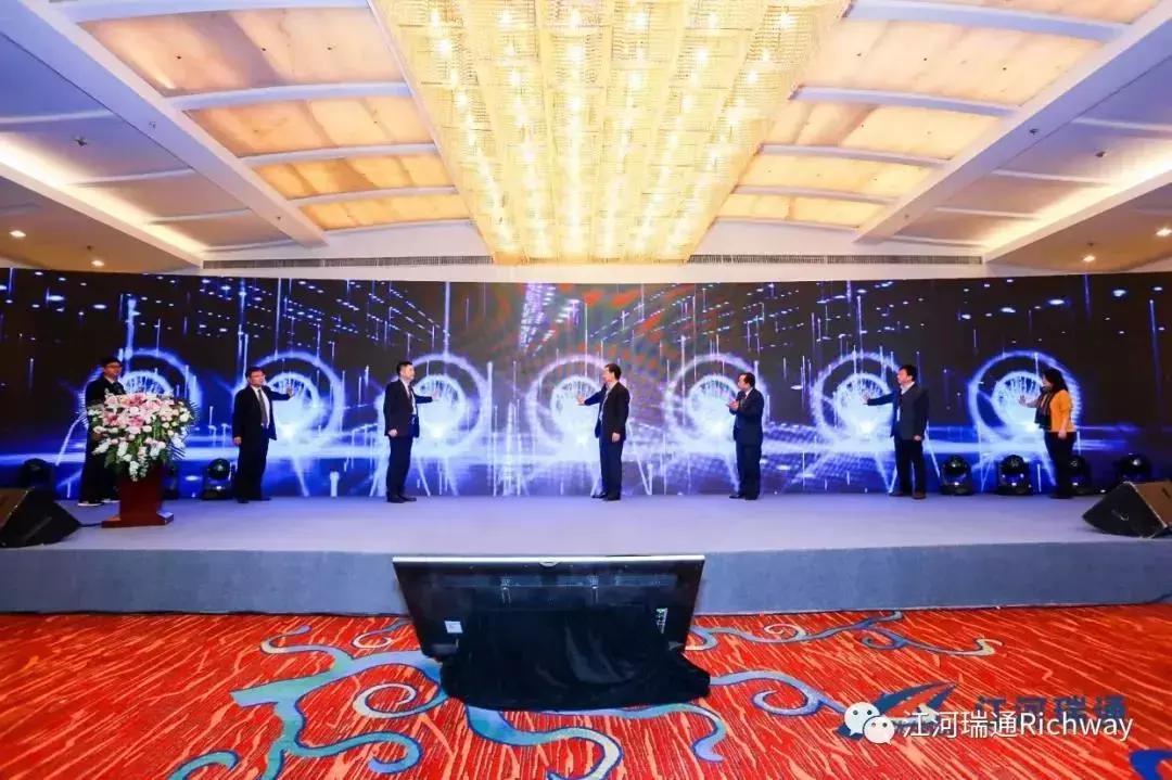 智商联盟，万人互动，助力“智慧水利”