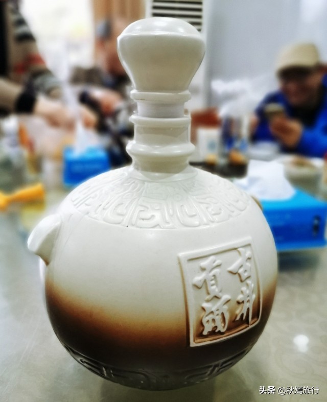 春雨菲菲游常熟滨江公园，浒浦江边品江鲜，23道菜共720元贵吗？