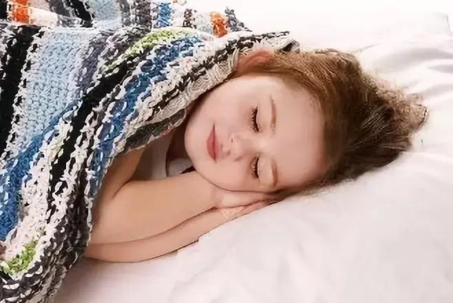 孩子每天半夜12点还不睡怎么办,孩子每晚到点就不睡了