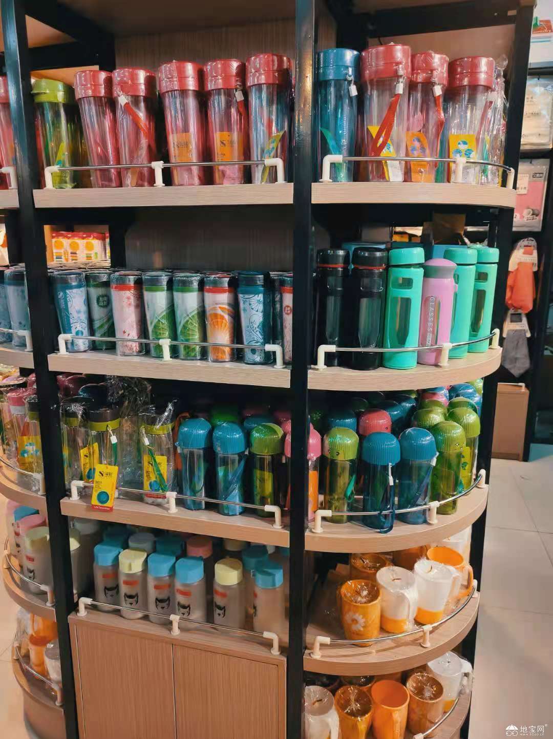 在三元店买东西视频,在三元店买的东西能退吗