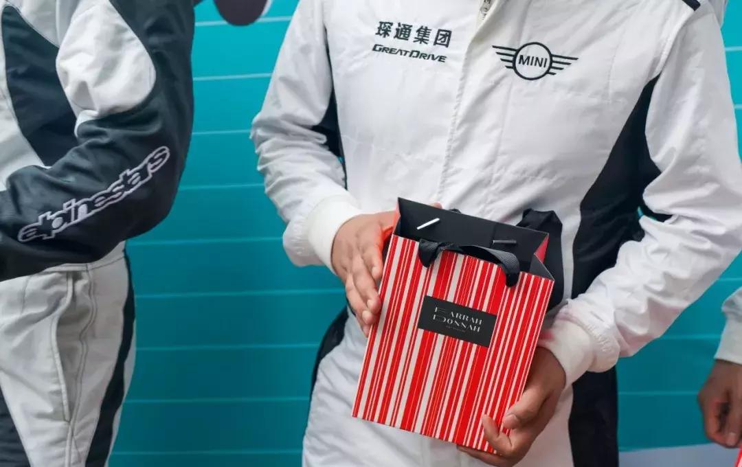 为了这场比赛，我买了一台MINI！