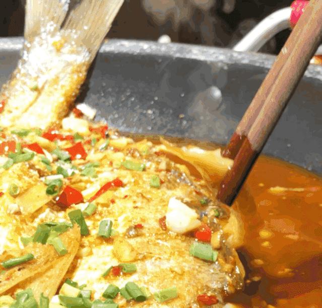 仅凭这一道菜让这家店火了30年,凭借一道菜养活一家店