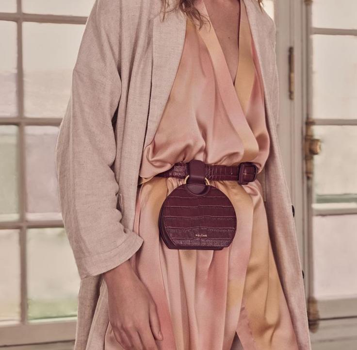 买了名牌包又得买名牌衣服,买了大牌包包后悔吗