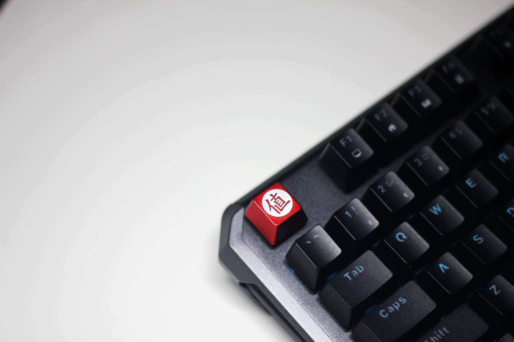 雷神玄龙机械键盘kl5087体验,多功能双头灯二合一复合灯