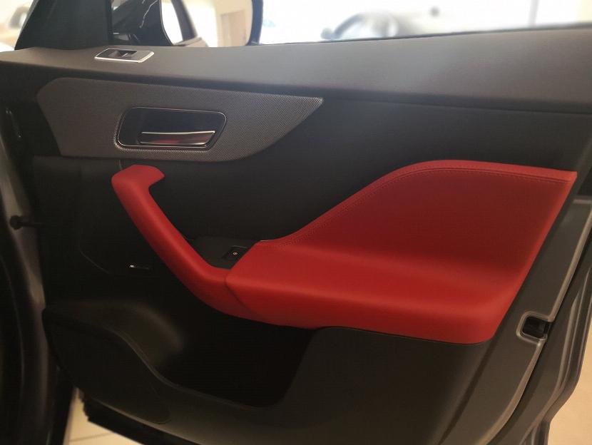 捷豹f-pace和奔驰glc哪个好,捷豹f-pace平行进口报价