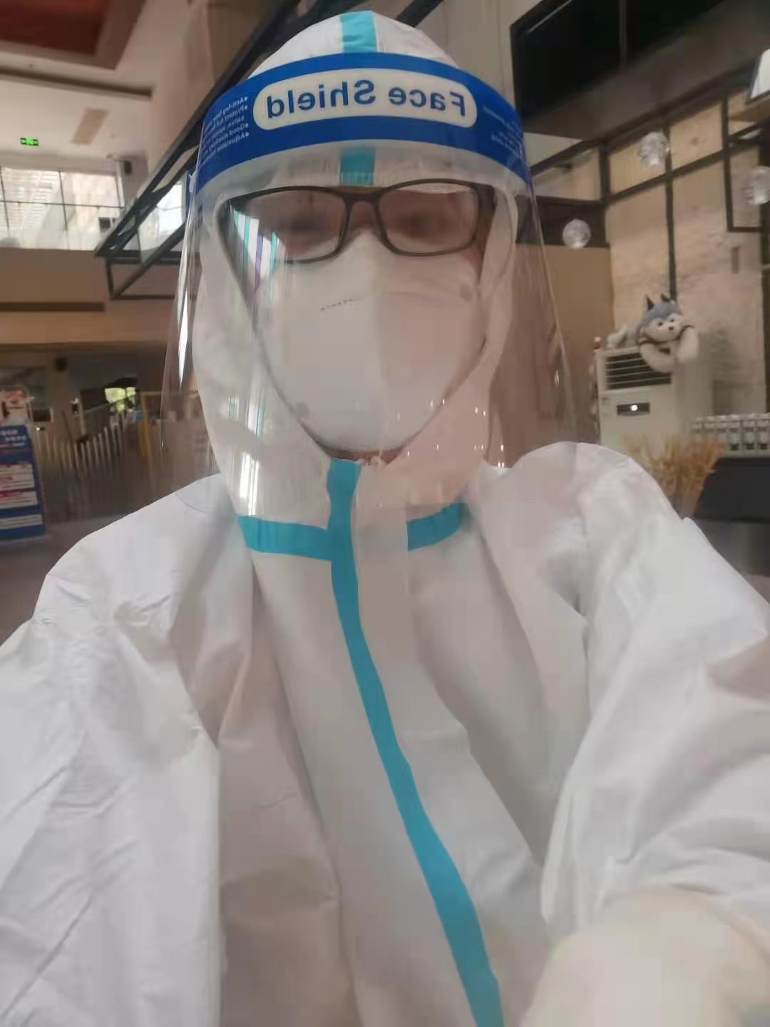 区街新闻｜70多幅照片记录世茂滨江社区辖内志愿者，南京感谢你们