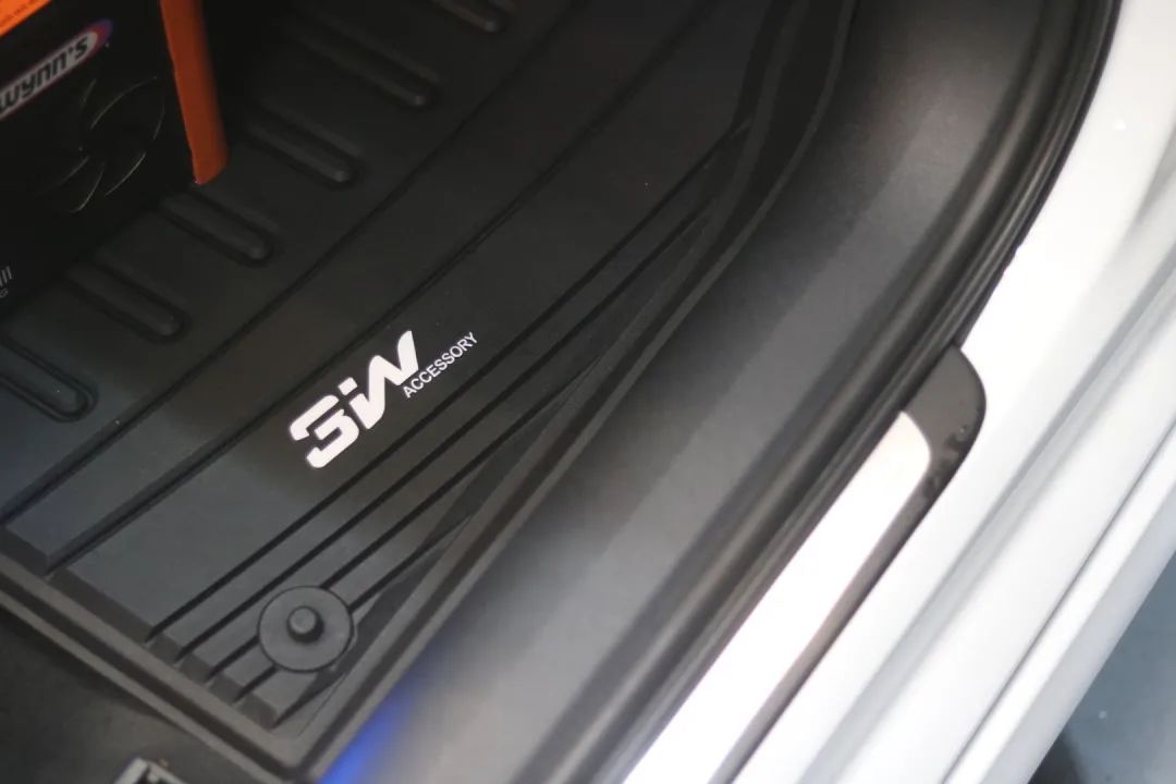 怪兽修车：翻改一辆当年售价百万的奥迪S6，匠心施工，再现完美