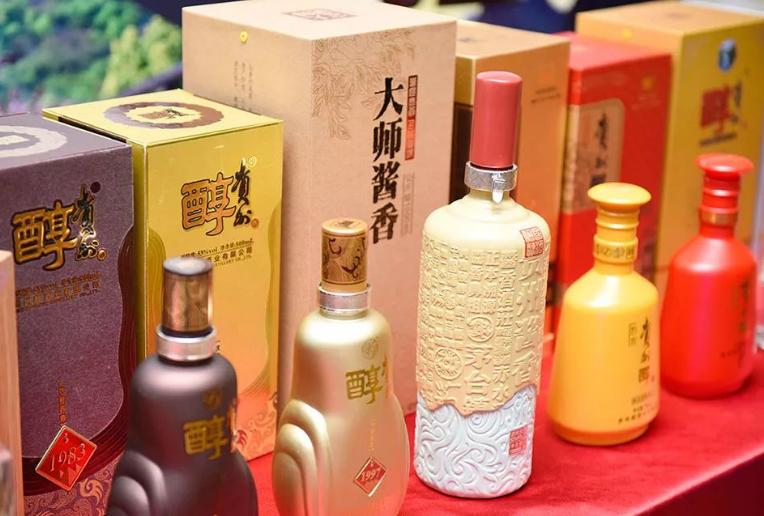 十大最受欢迎50元100ml白酒,2022公认性价比高的4款白酒