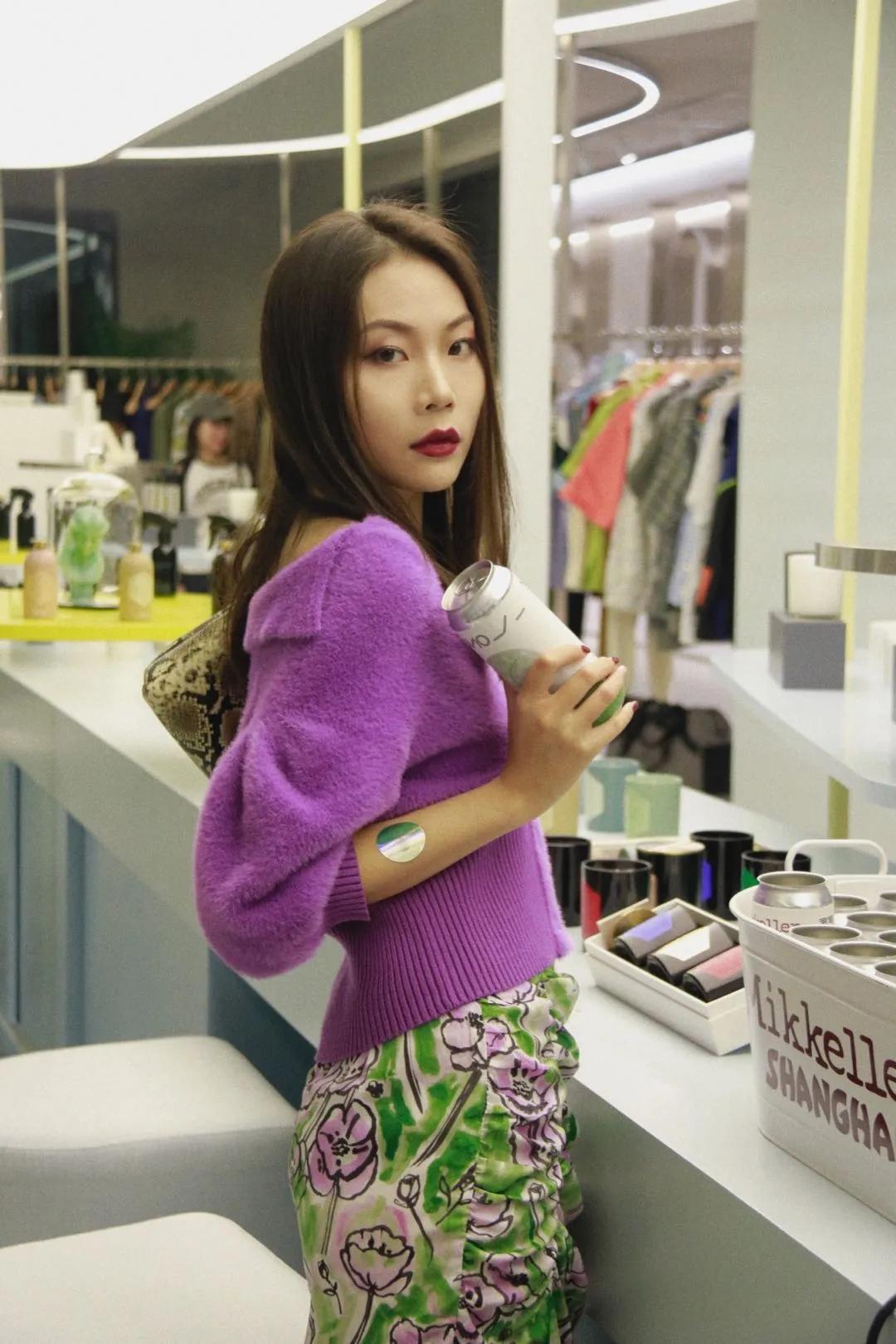 明星同款针织衫日常穿搭,秋天衣服推荐女毛衣