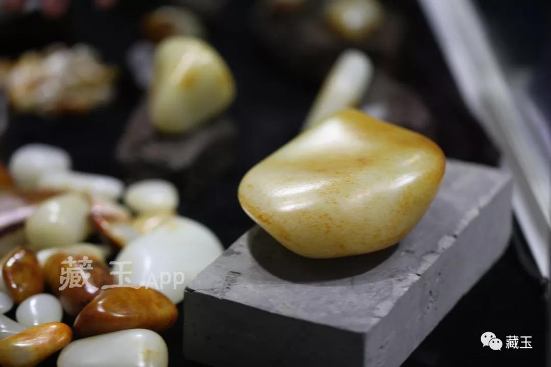 真正的羊脂玉是什么样的,好的羊脂玉是什么样子的