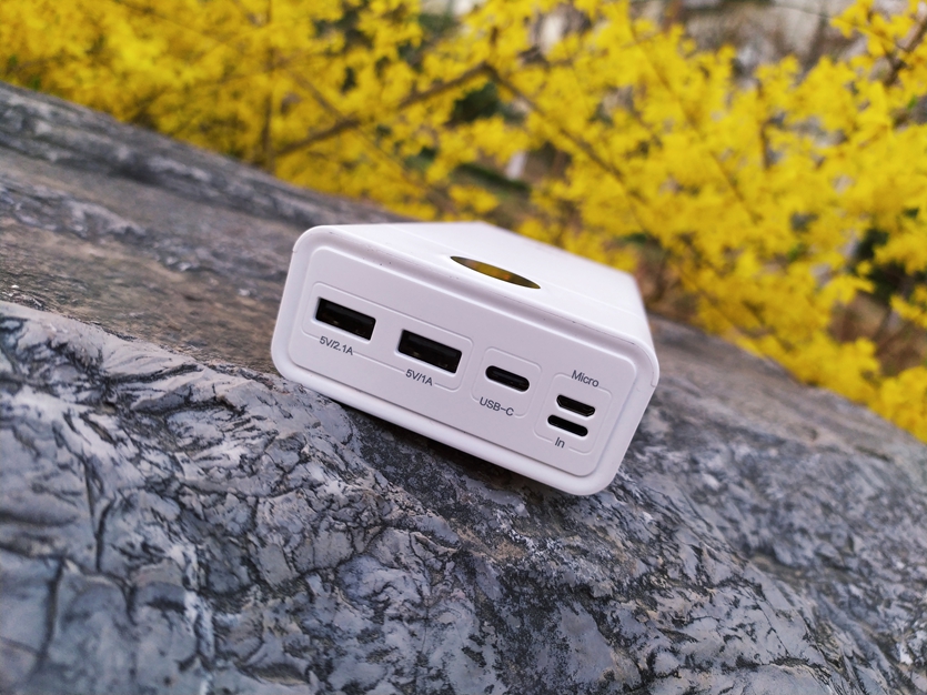 爱国者50000毫安移动电源,爱国者移动电源e30000