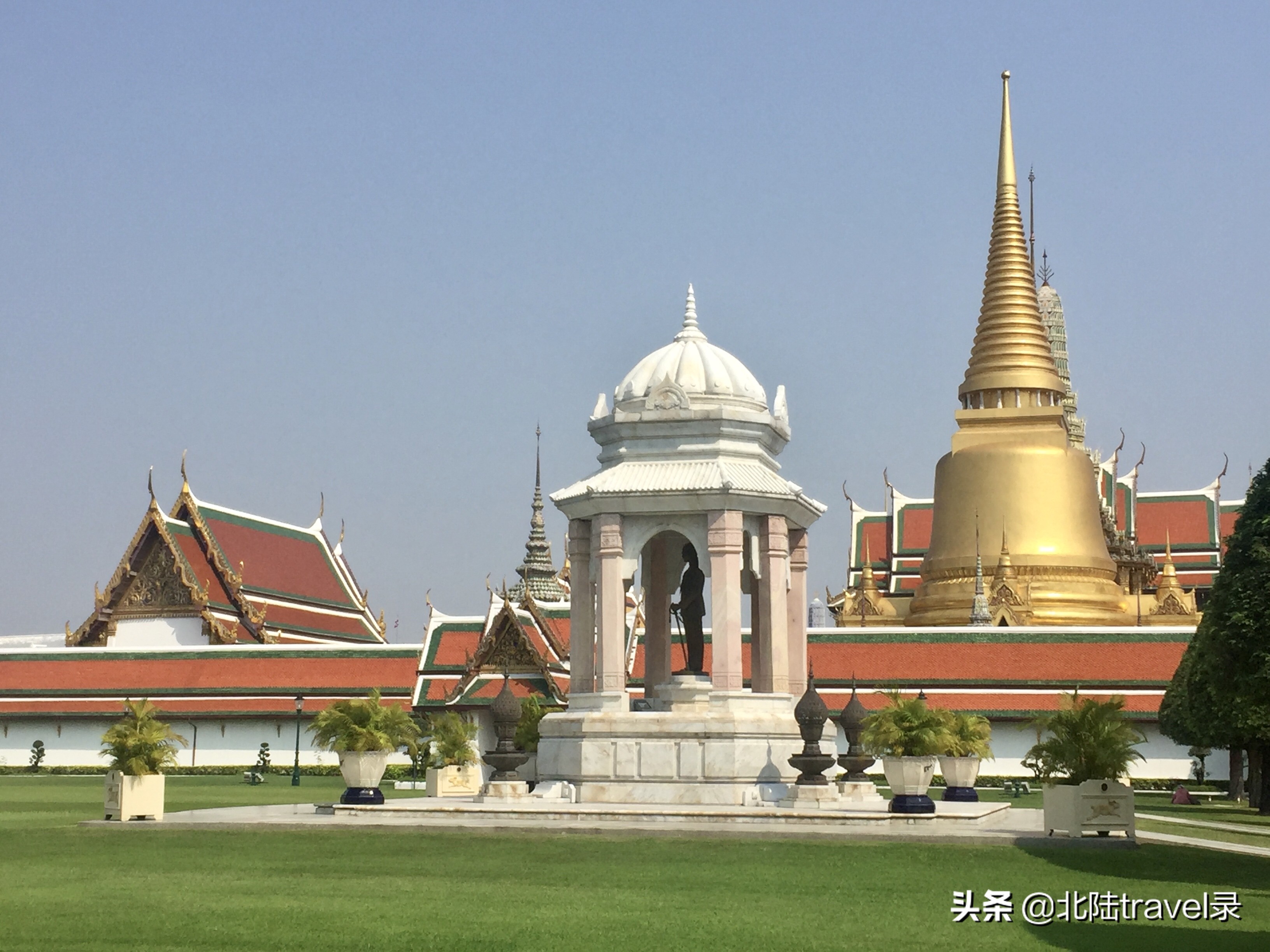 去泰国旅游是随团还是自己游好,去泰国旅游跟团还是自己游