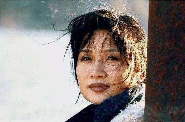 李娜出家前的心酸历史,李娜出家前的最后一首歌青藏高原